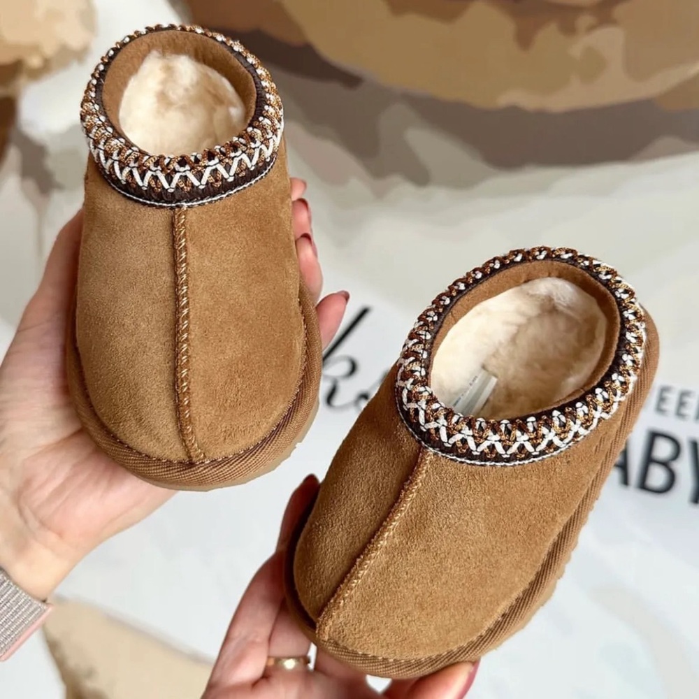 UGG • Chestnut First Shoes Tasman Slippers Includes Box - Picture 2 of 9